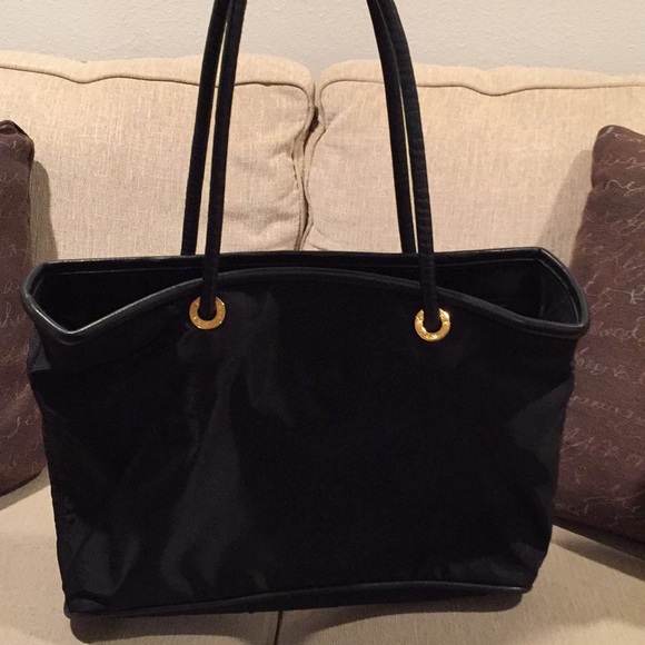 Celine - Picture 1 of 8